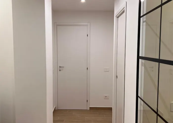 Luxury San Siro Apartment, 5 Min Metro, Balcony & Fast Wifi * Mailand